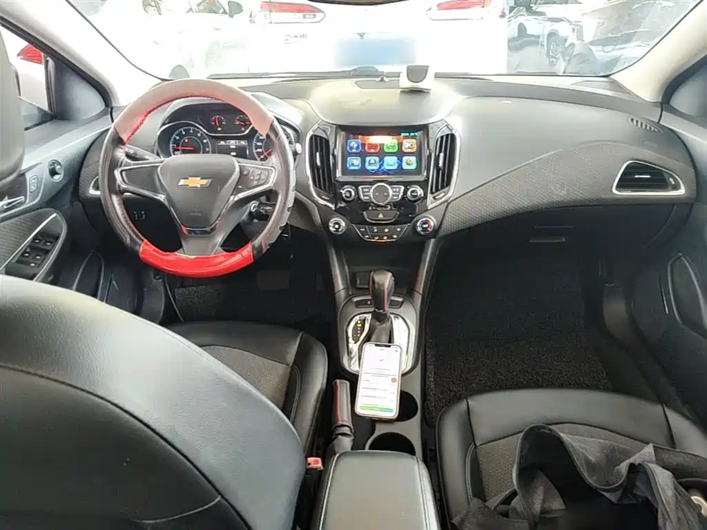 Chevrolet Cruze 2016 1.5L Automatic Luxury Edition фото 10