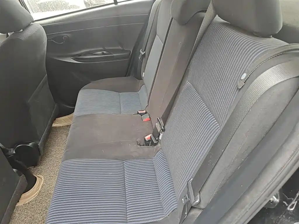 Toyota YARiS L Zhi Xuan 2014 1.5G Automatic Dynamic Edition фото 17
