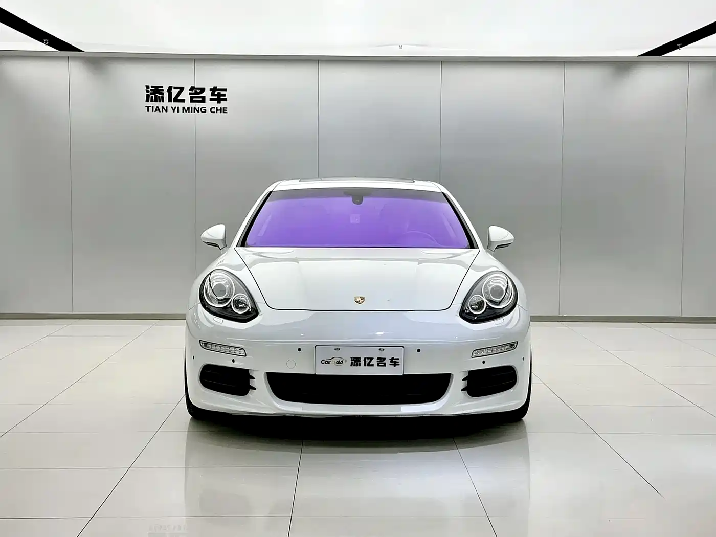 Porsche Panamera 2014 Panamera 3.0T фото 2