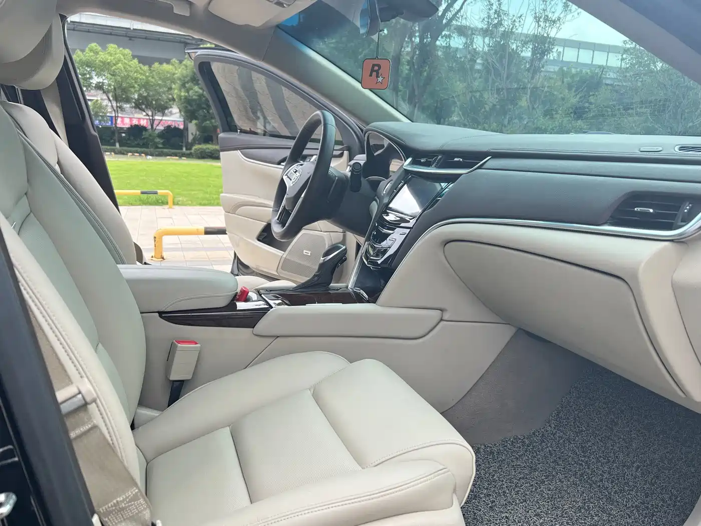 Cadillac XTS 2015 2014 28T Comfort