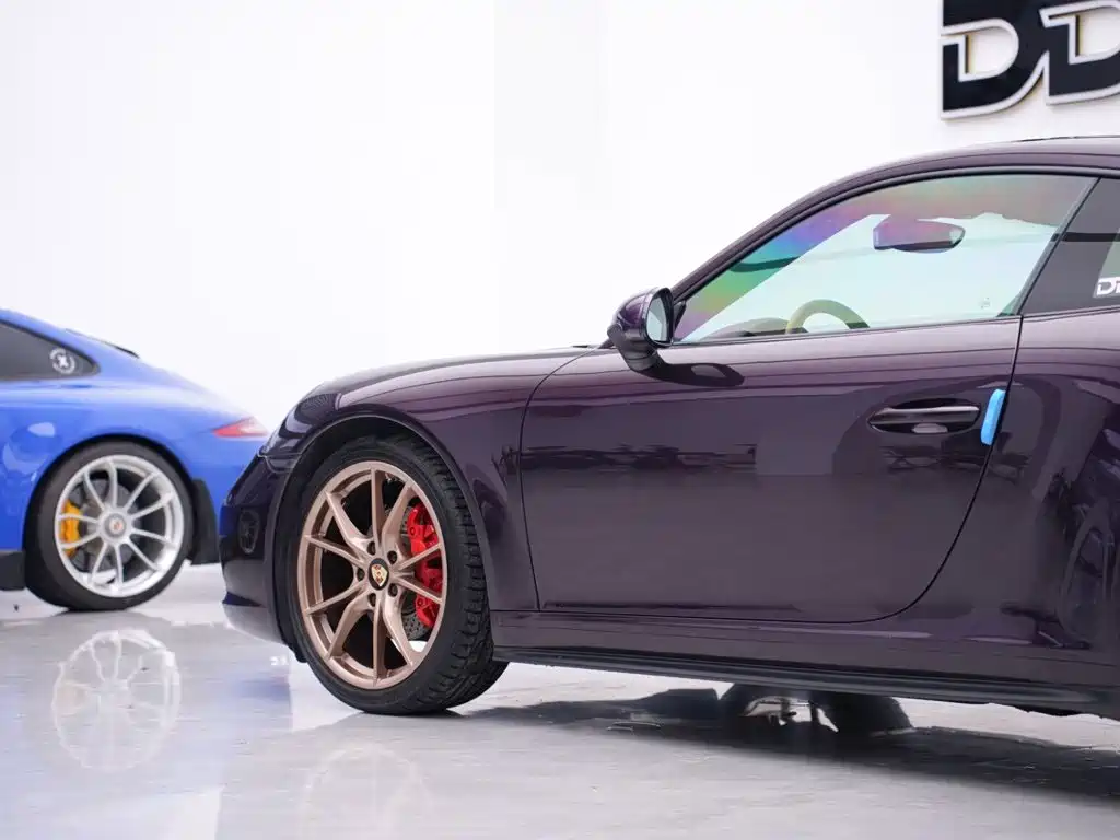 صورة 8 - Porsche 911