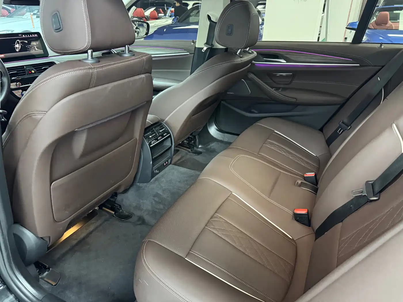 BMW 5 Series 2022 530Li Leading Luxury Package фото 11
