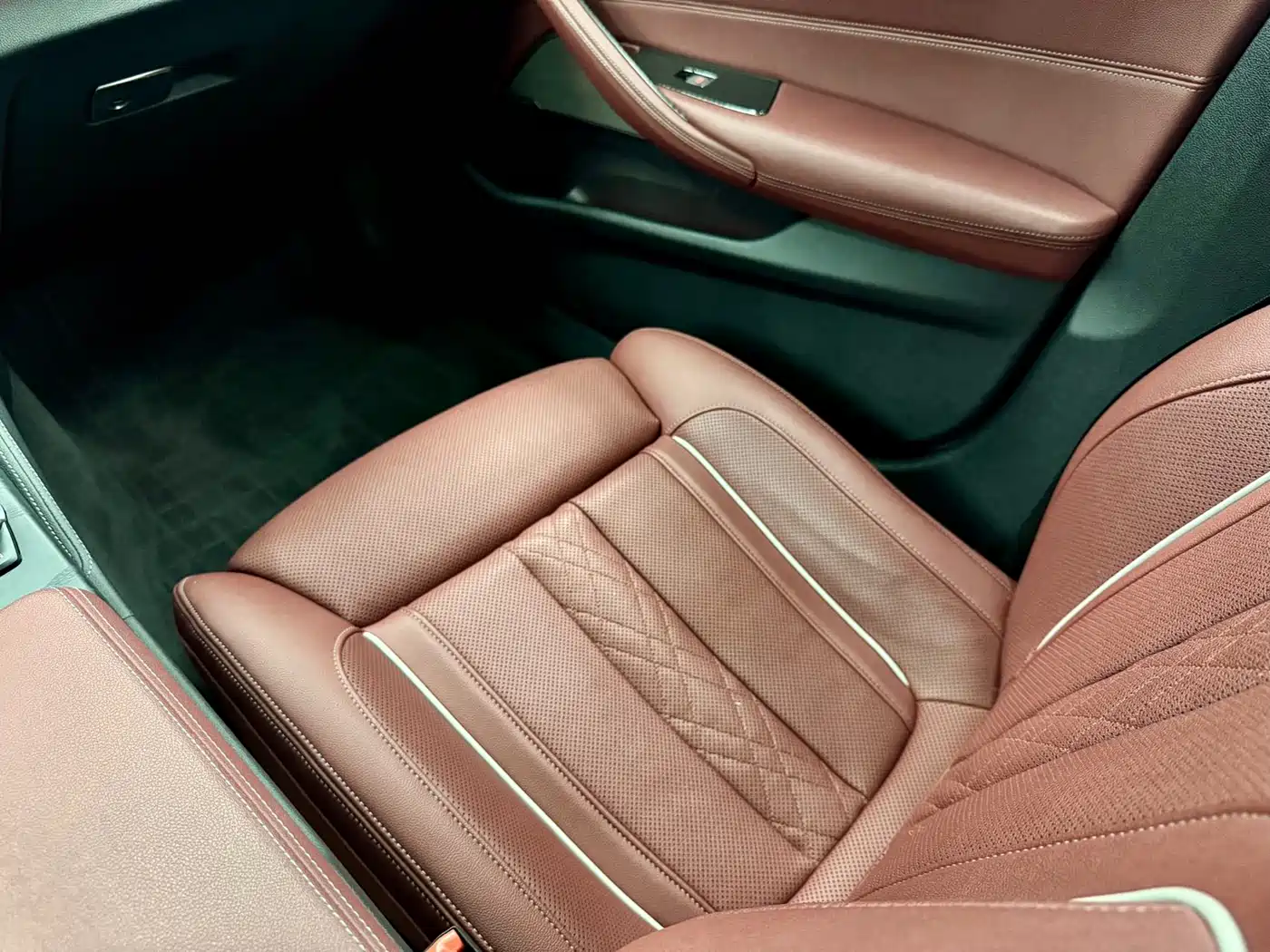 BMW 5 Series 2022 530Li Exclusive M Sport Package фото 19