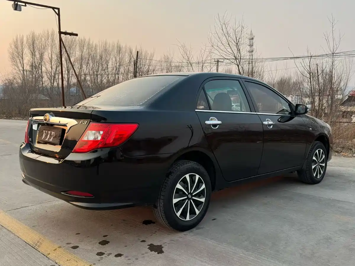 BYD F3 2015 Energy-saving Edition 1.5L Manual Comfort фото 6