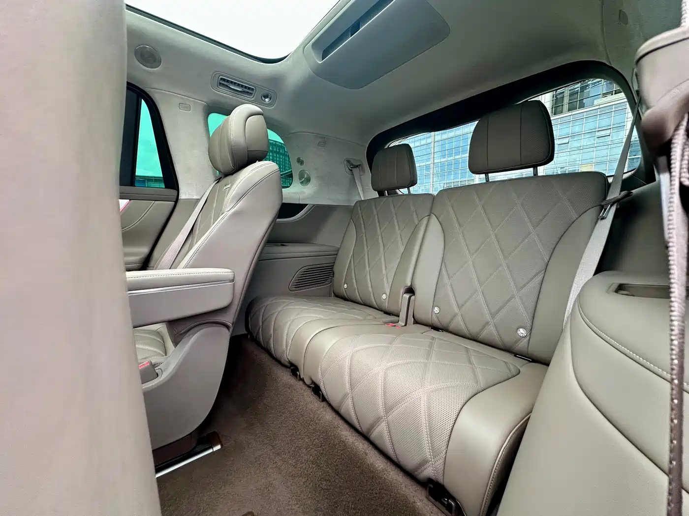 AITO Wenjie AITO M9 2025 Extended Range Ultra 52kWh 6-Seater фото 14