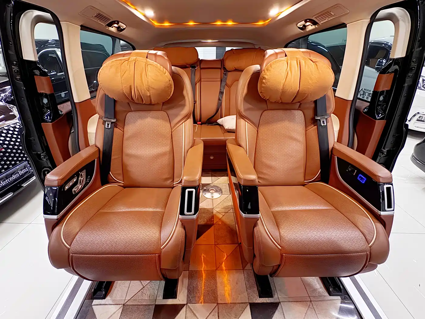 Mercedes-Benz Vito 2020 2.0T Business Edition (7-seater) фото 8