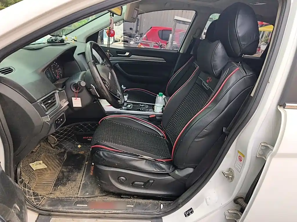 Photo 16 - Haval H6