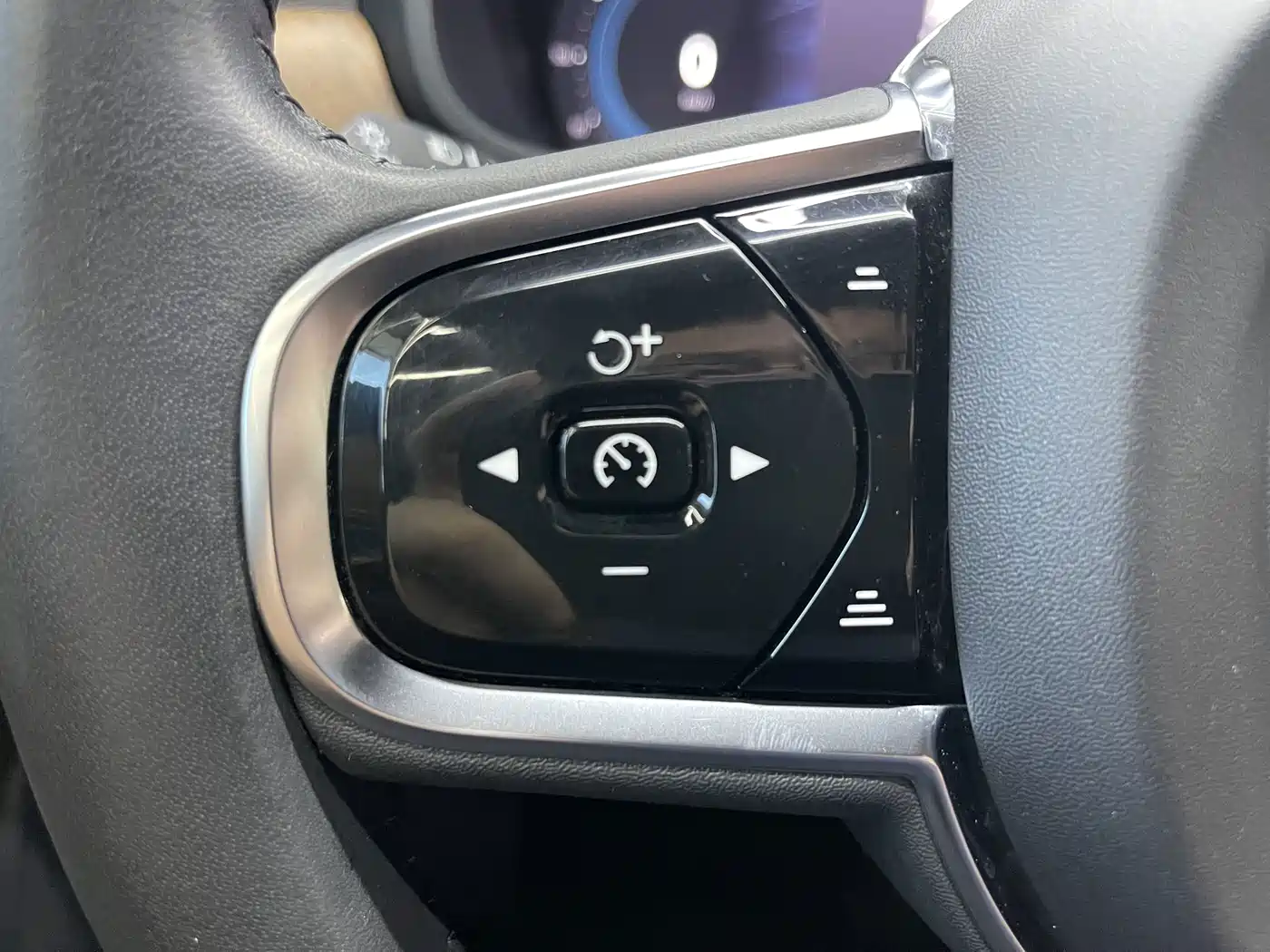 Volvo S90 Plug-in Hybrid 2022 2022 Facelift T8 E-Drive Hybrid R-Design Luxury Edition