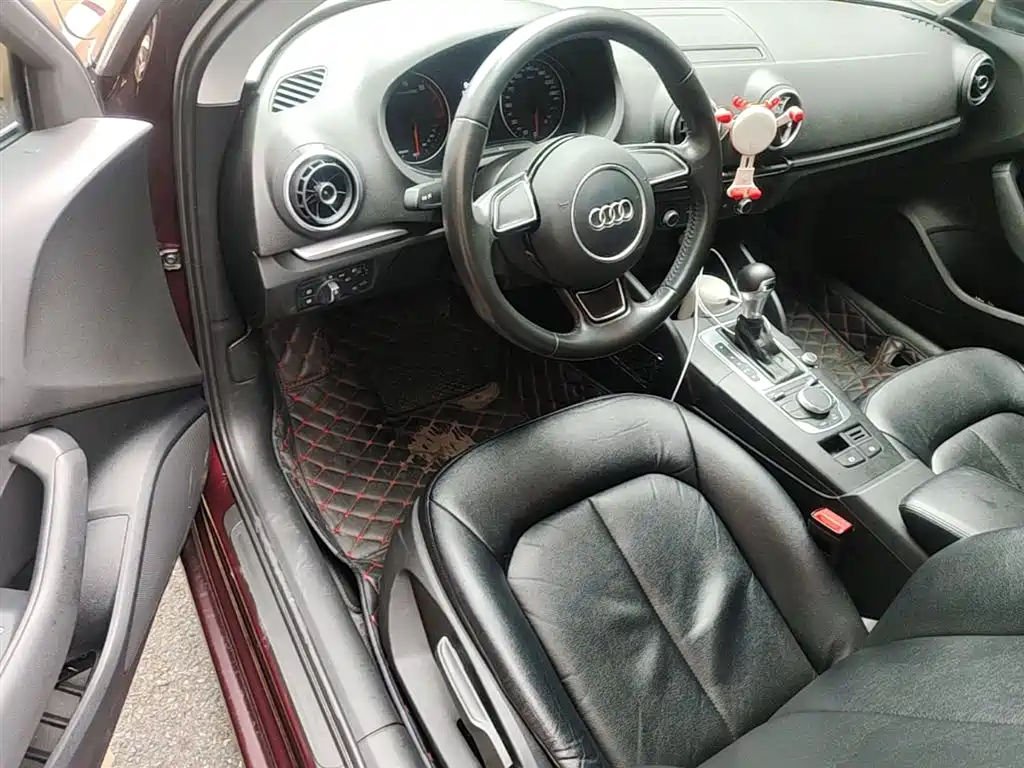 Audi A3 2016 Sportback 35 TFSI Progressive фото 16