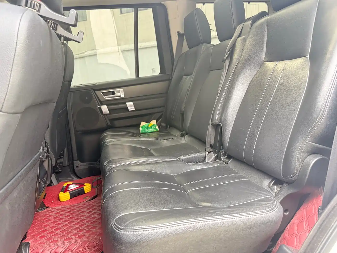 Land Rover Discovery 2016 3.0 SC V6 HSE фото 11
