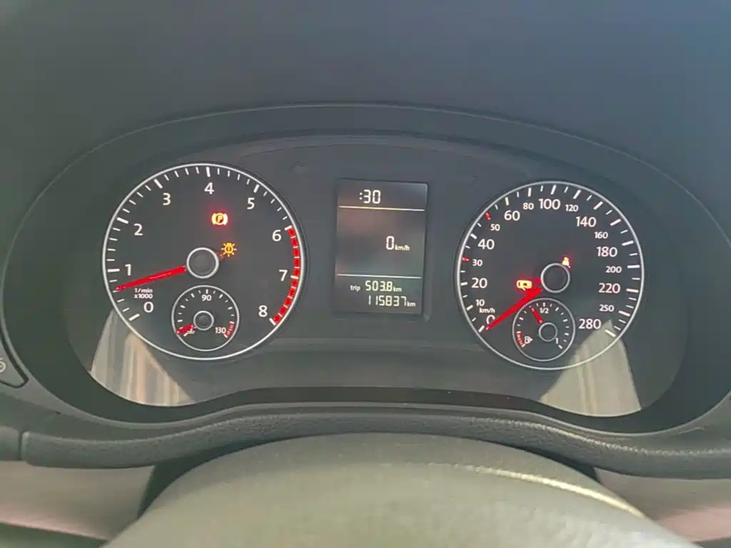 Photo 12 - Volkswagen Passat