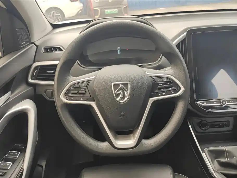 BAOJUN 530