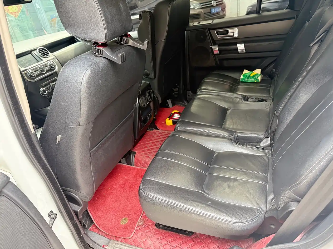 Land Rover Discovery 2016 3.0 SC V6 HSE фото 12