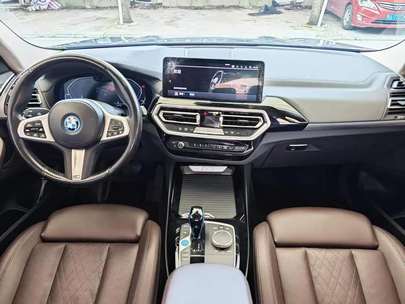 BMW IX3
