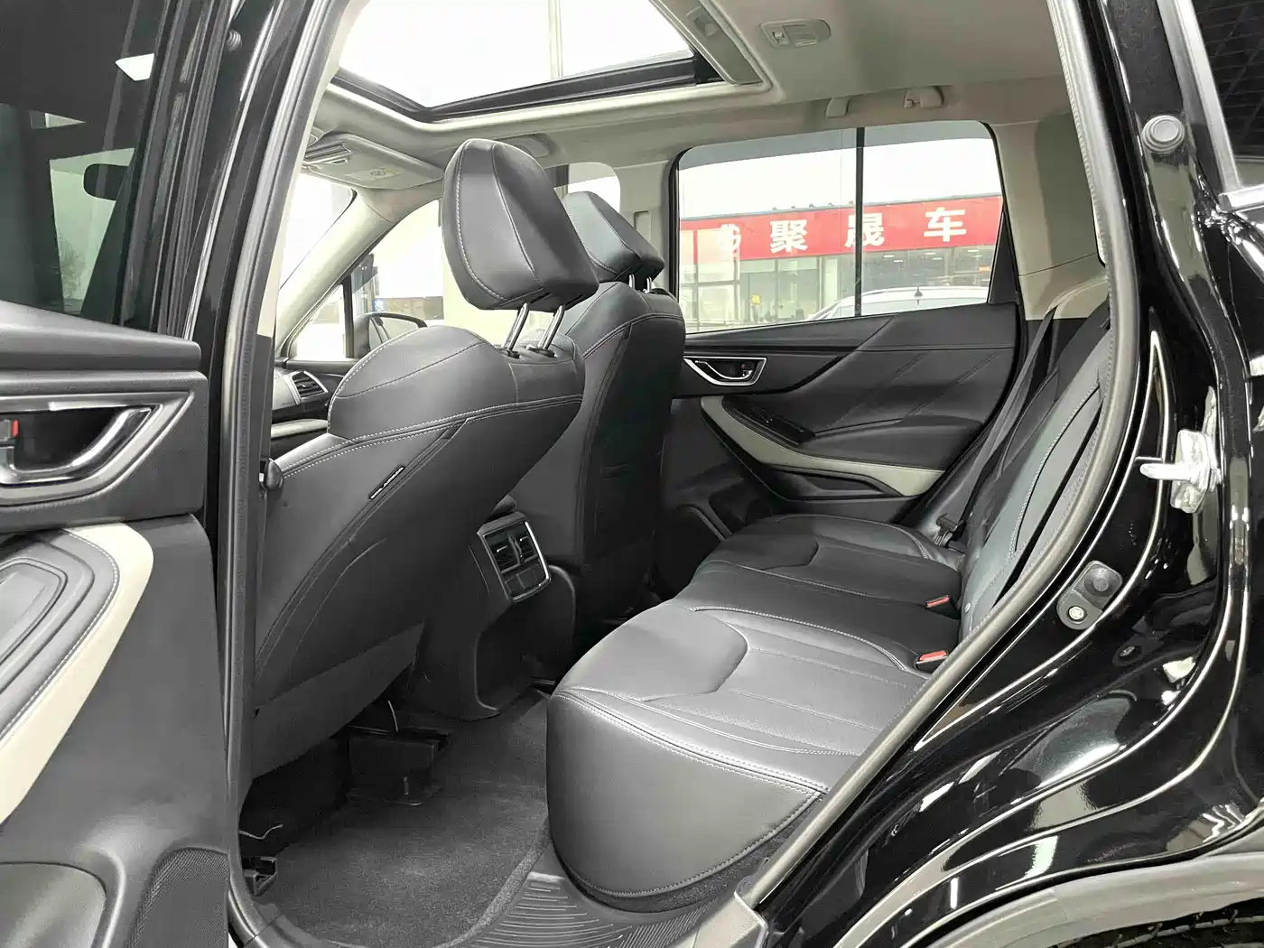 SUBARU FORESTER