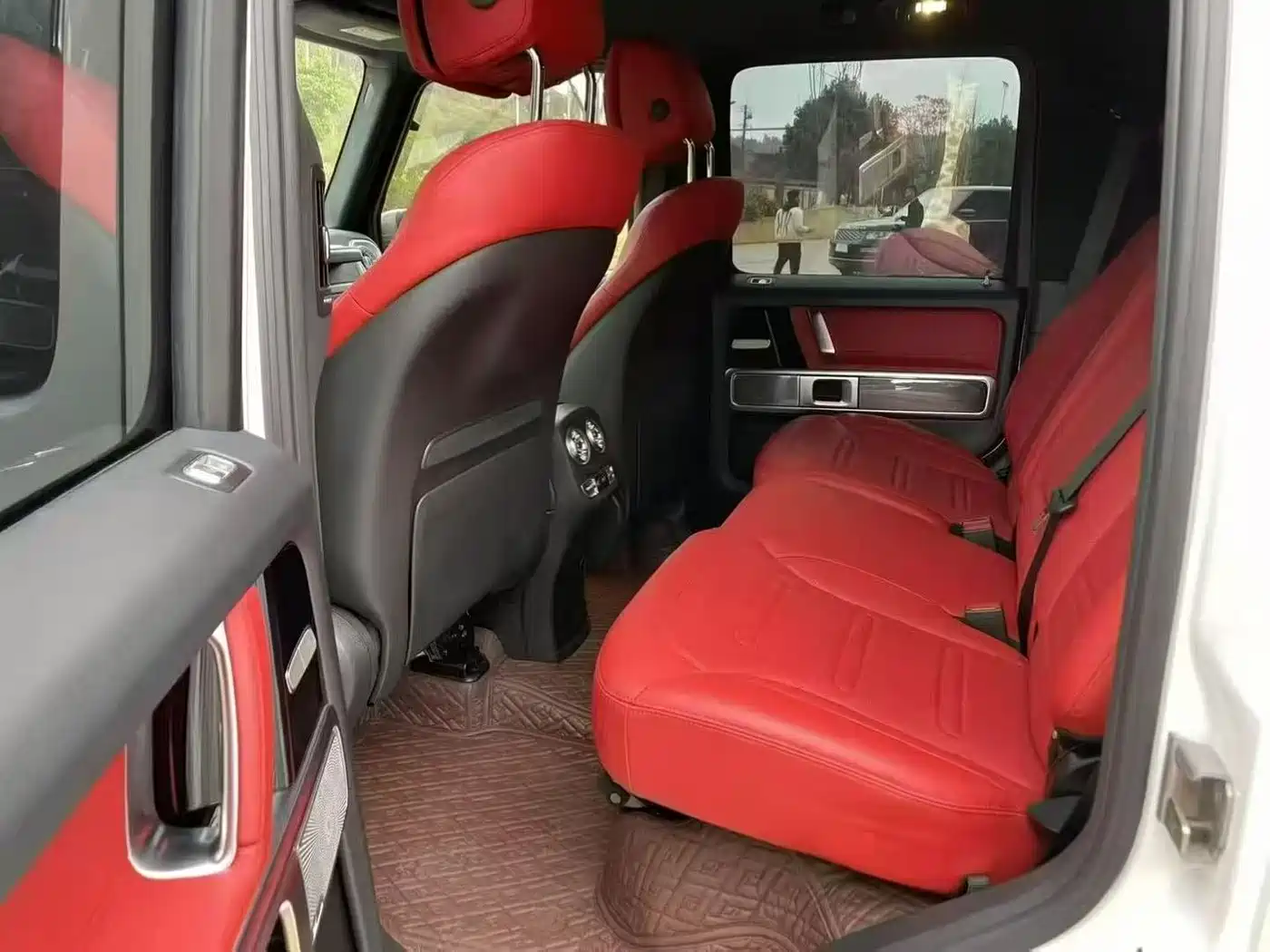 MERCEDES-BENZ G-CLASS