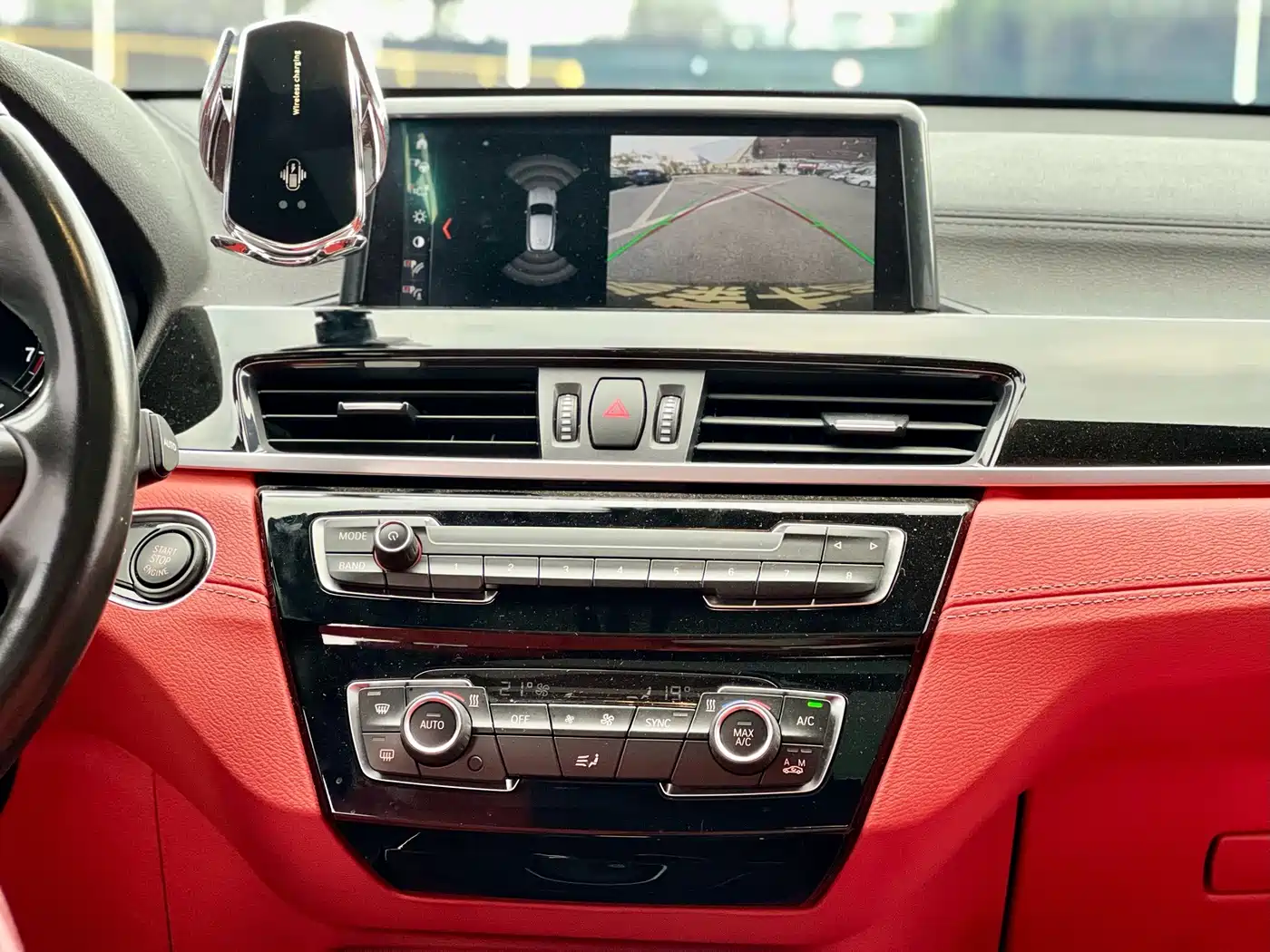 BMW X2 2020 2020 sDrive25i Leading M Off-Road Package