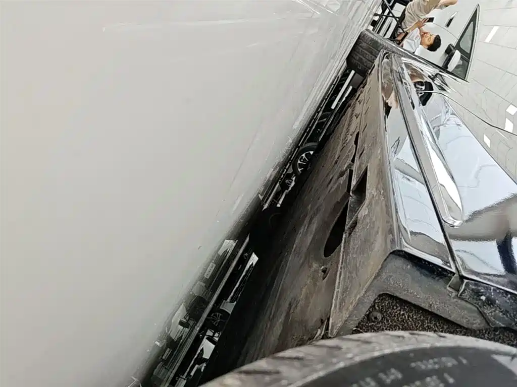 Voyah Auto Voyah Dreamer 2022 Low-carbon Dream+Smart Package фото 22