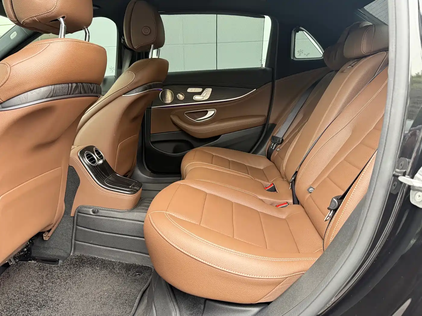 Mercedes-Benz E-Class 2020 Facelift E 300 L Sport Fashion фото 10