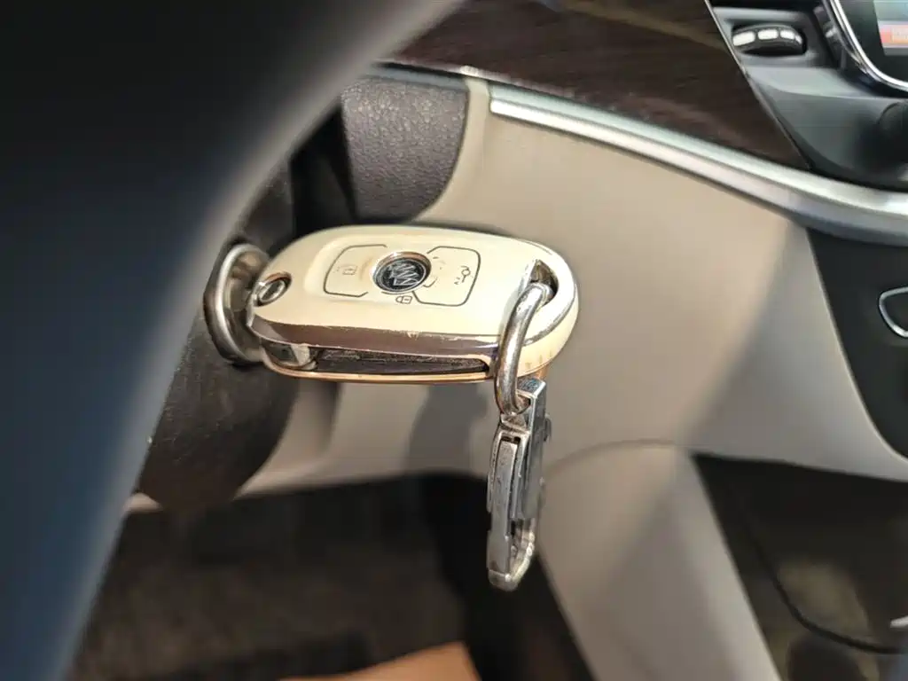Buick Verano 2018 Sedan 15S Automatic Leading фото 9