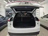 Фото 19 - Li Auto i6