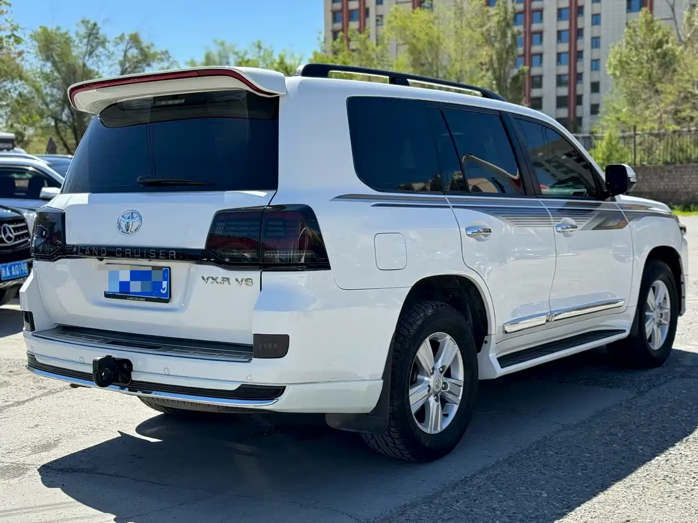 Toyota Land Cruiser 2010 Model 4.7L Automatic VX фото 9