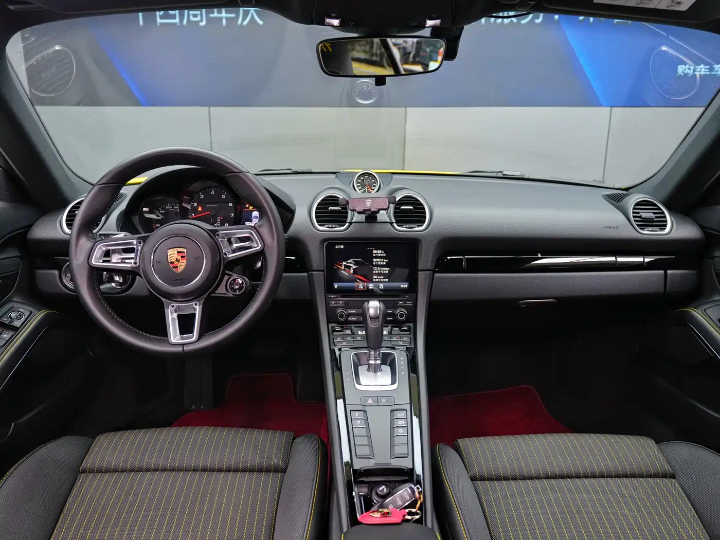 Porsche 718 2019 Cayman T 2.0T фото 10