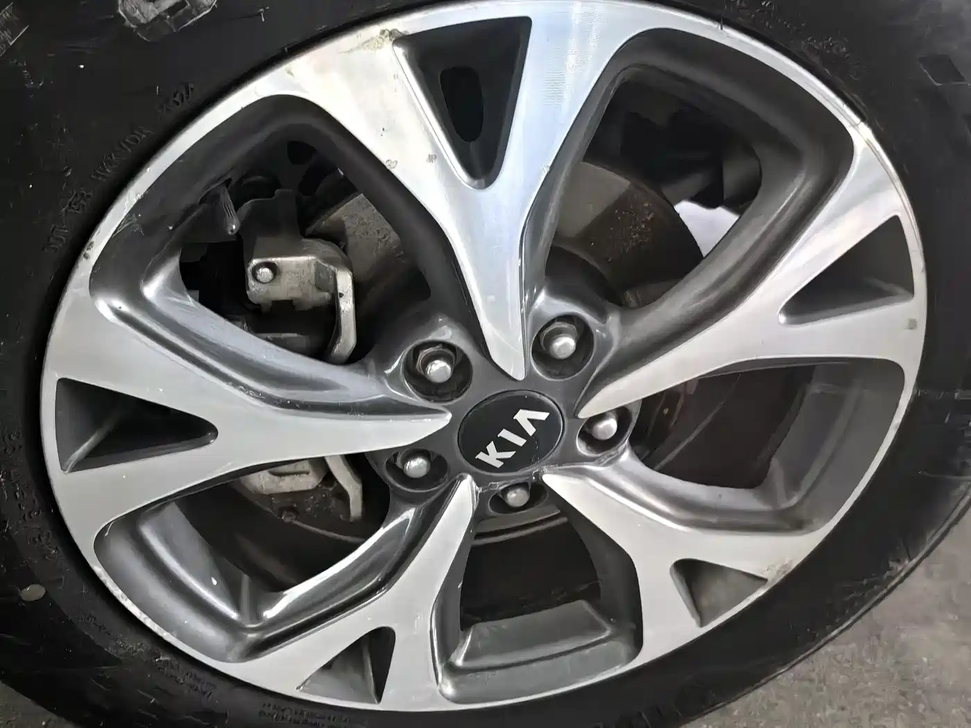 Kia KX3 Smart Run 2015 1.6L Automatic 2WD DLX фото 11