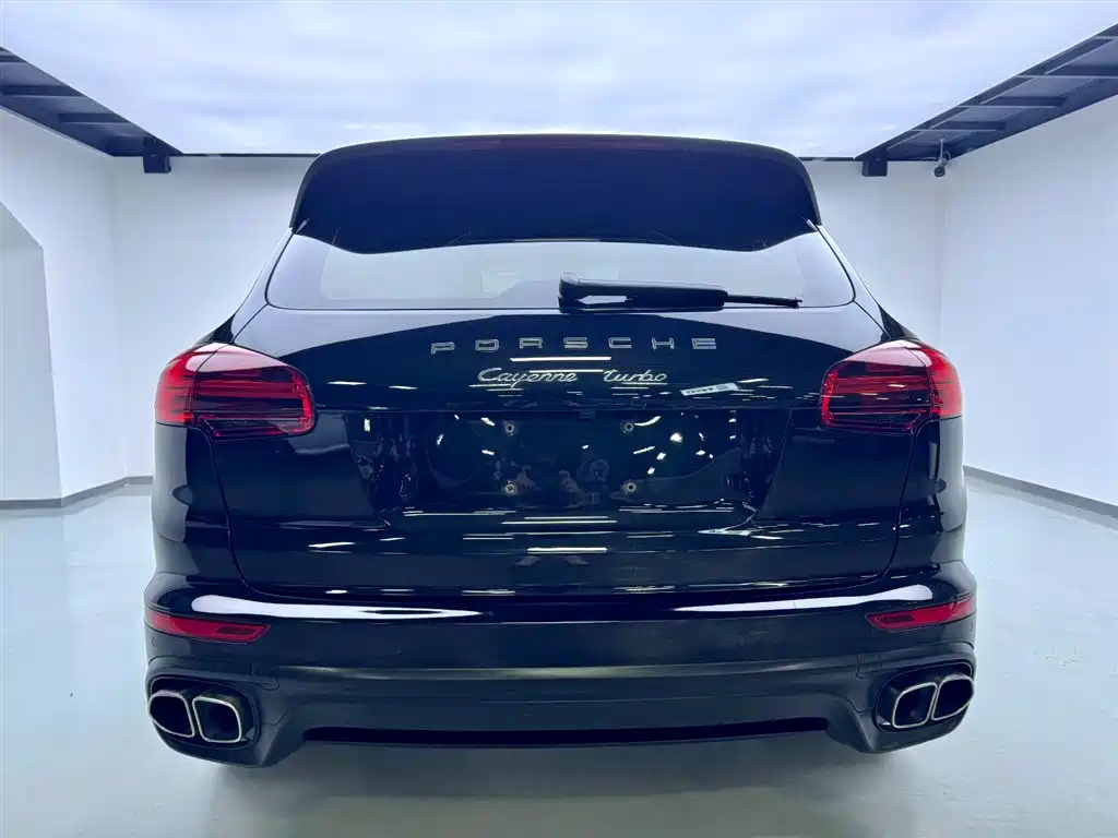 Porsche Cayenne 2015 Cayenne Turbo 4.8T фото 5