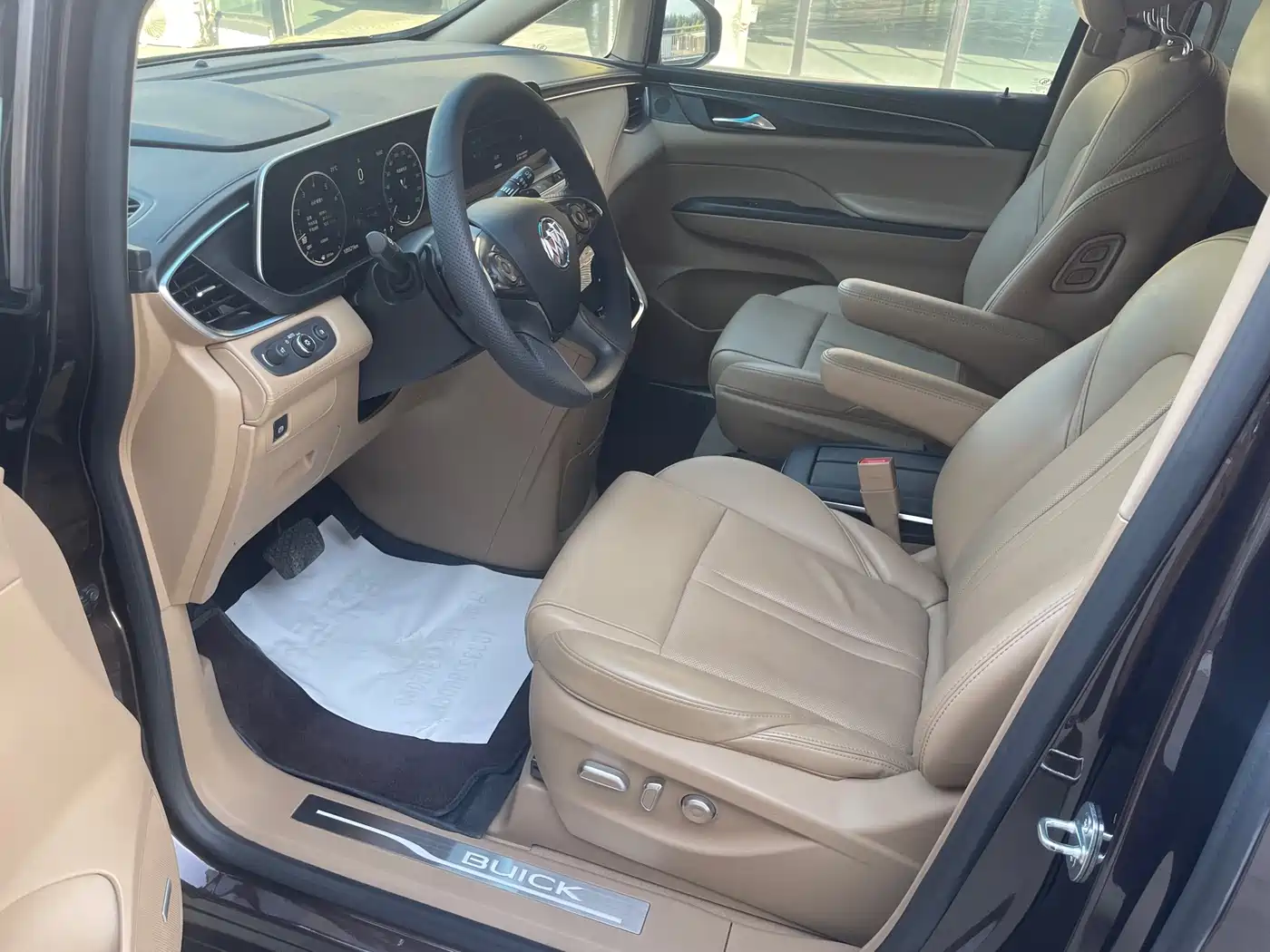 Фото 8 - Buick GL8