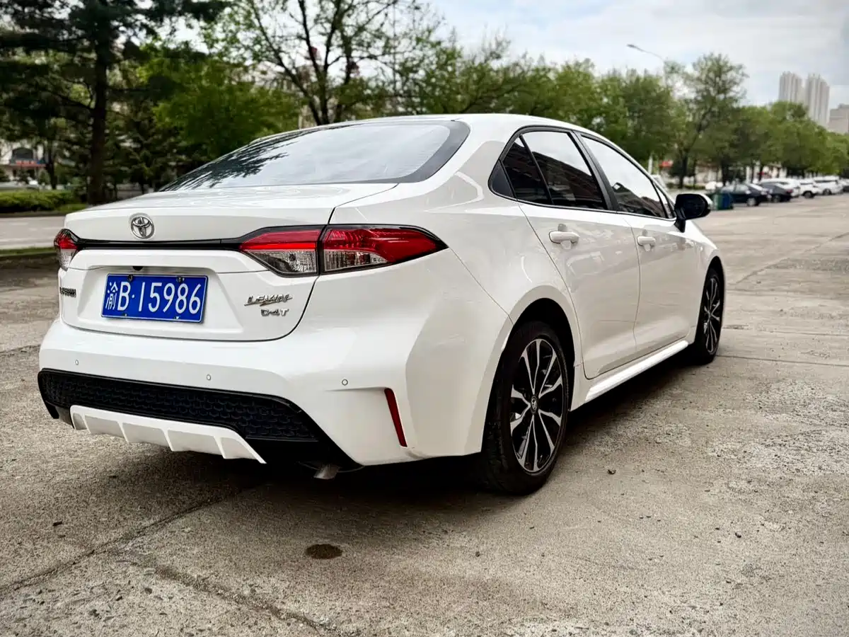 Toyota Levin 2022 185T CVT Sport Edition фото 6
