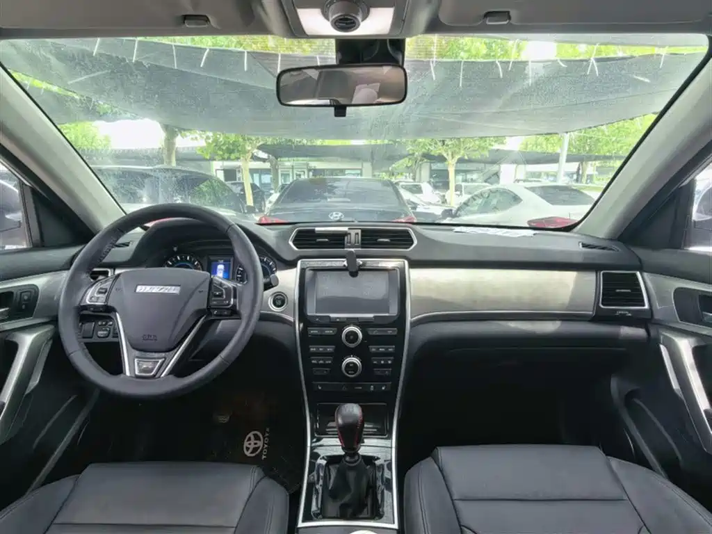 Haval H2 2017 Red Label 1.5T Manual 2WD Luxury фото 12