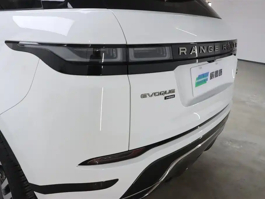 Land Rover Range Rover Evoque 2021 Range Rover Evoque L 249PS R-Dynamic SE Luxury Edition фото 37