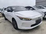 Фото 4 - Geely Geometry A