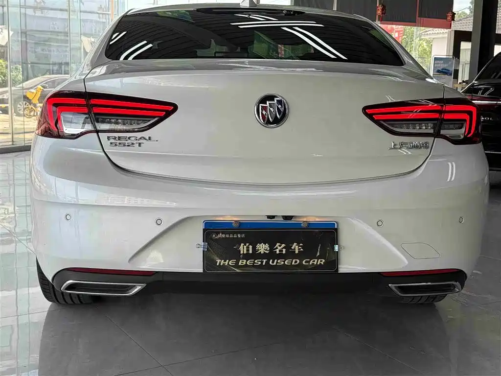 BUICK REGAL