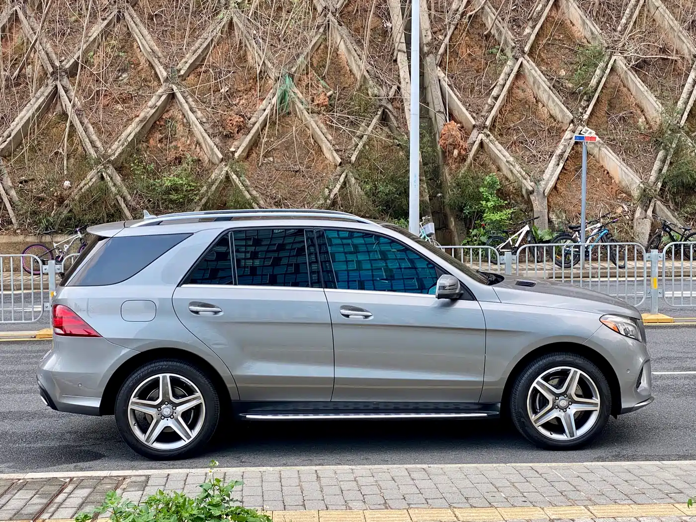 Mercedes-Benz GLE 2016 GLE 350 d 4MATIC фото 4