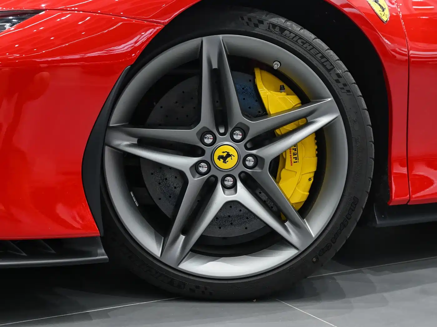 Ferrari SF90 2025 2021 3.9T V8 Spider