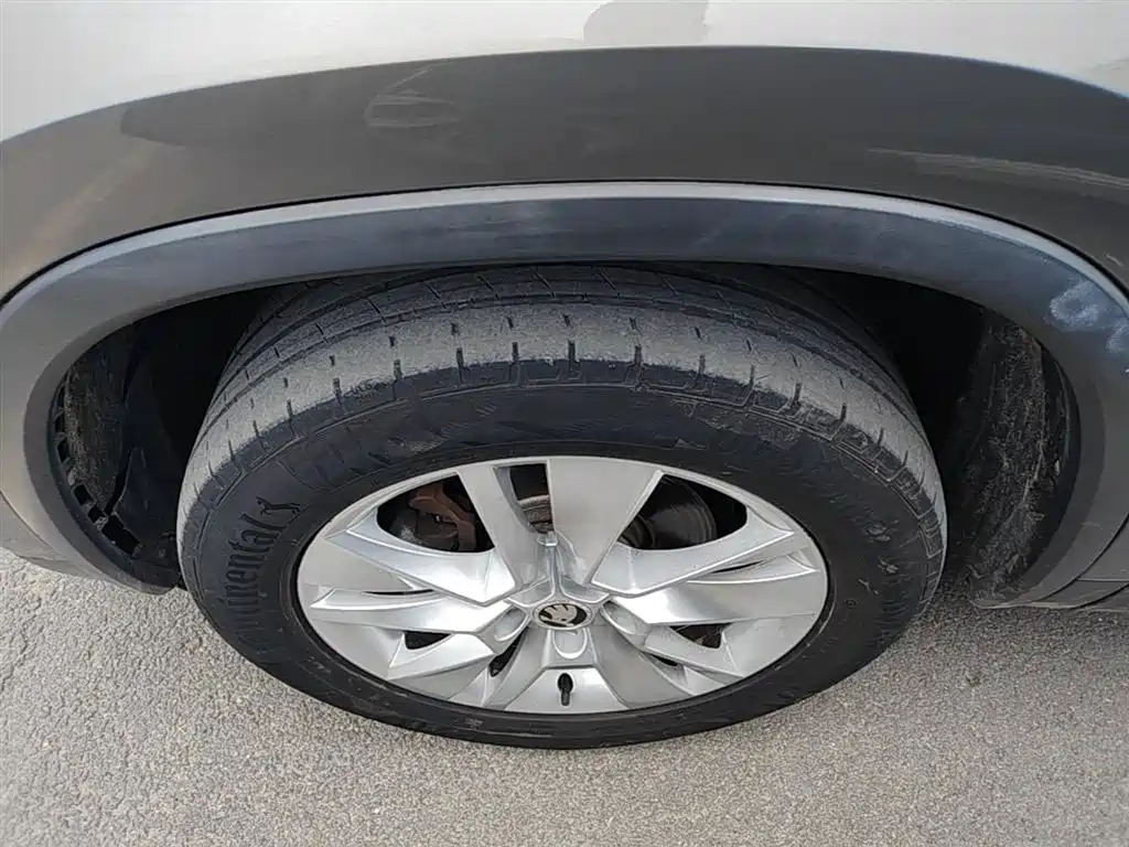 Škoda Kodiaq 2018 TSI330 5-seat FWD Luxury фото 23