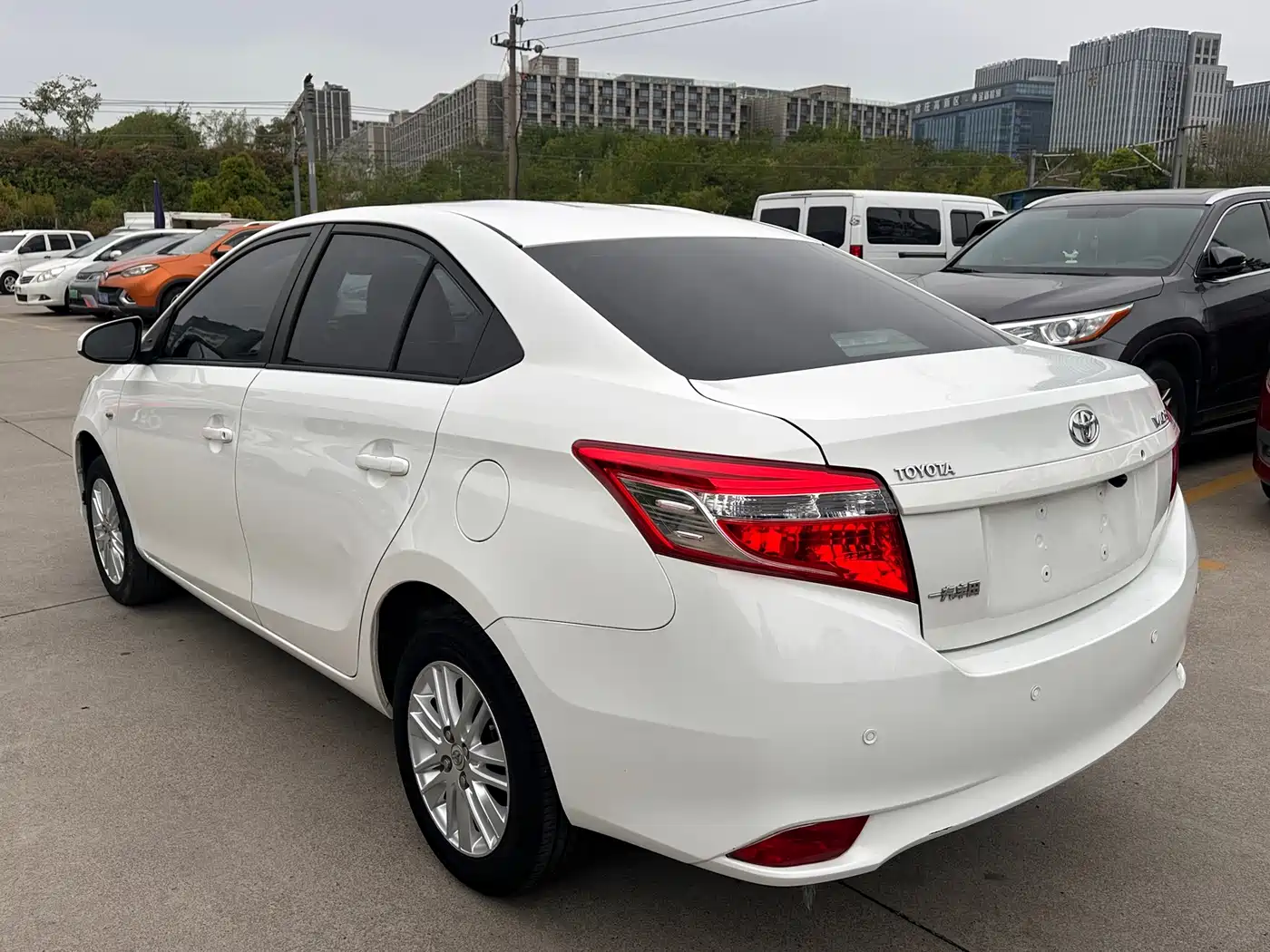 Toyota Vios 2016 1.5L Automatic Zhi Zhen Xing Yao Edition фото 11