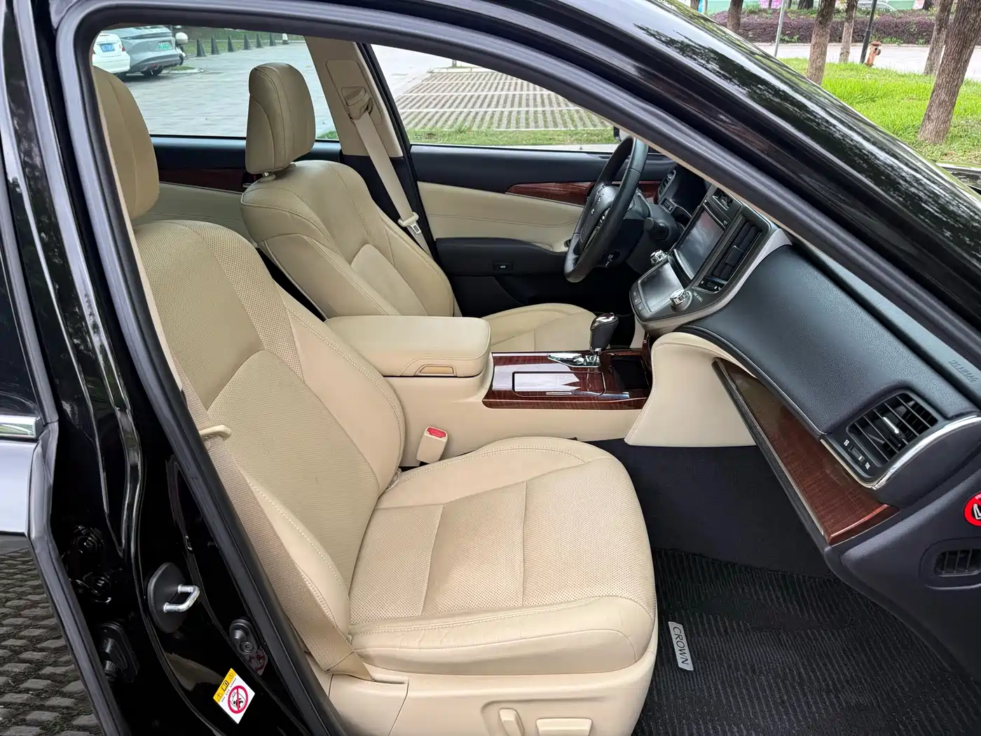 Toyota Crown 2018 2.0T Fashion Edition фото 18