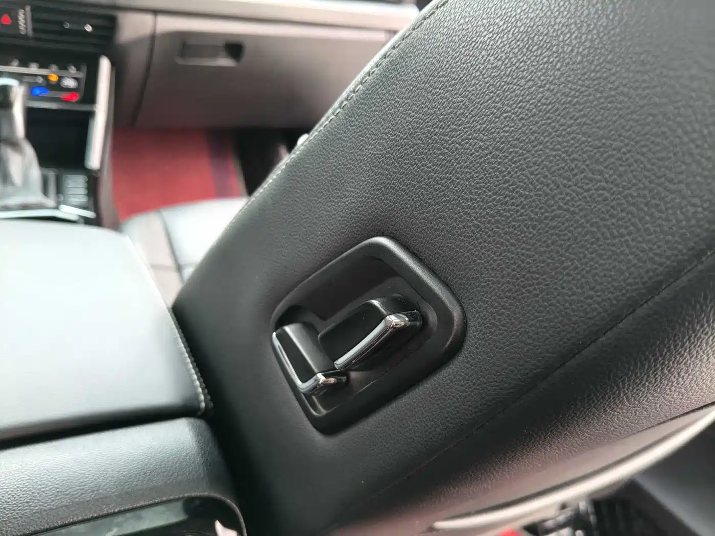 Volkswagen Passat 2022 330TSI Starlight Elite Edition фото 20