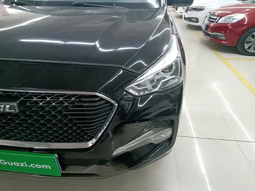 Фото 24 - Haval M6