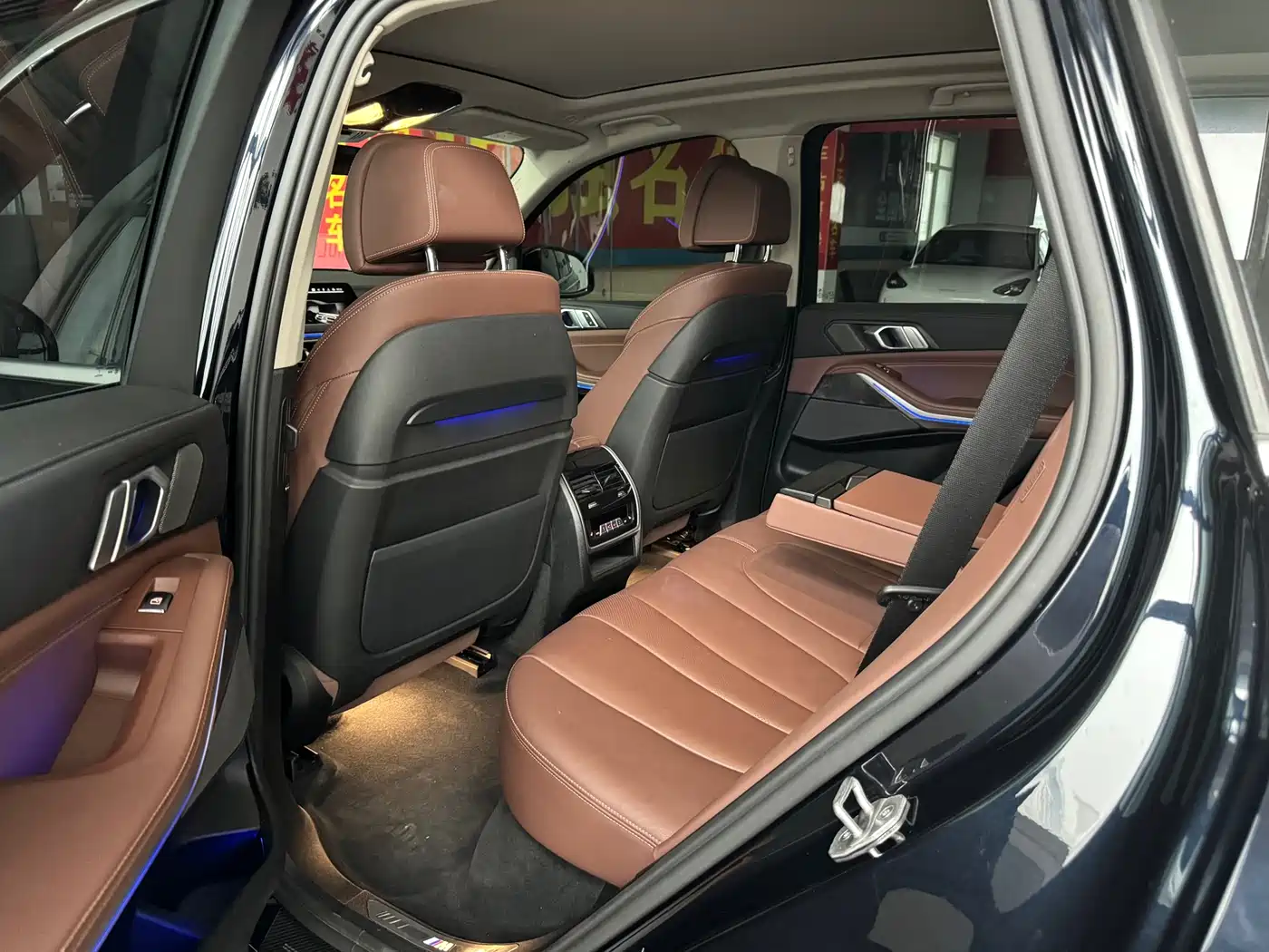 BMW X5 (Import) 2021 Facelift xDrive40i Exclusive M Sport Package фото 12