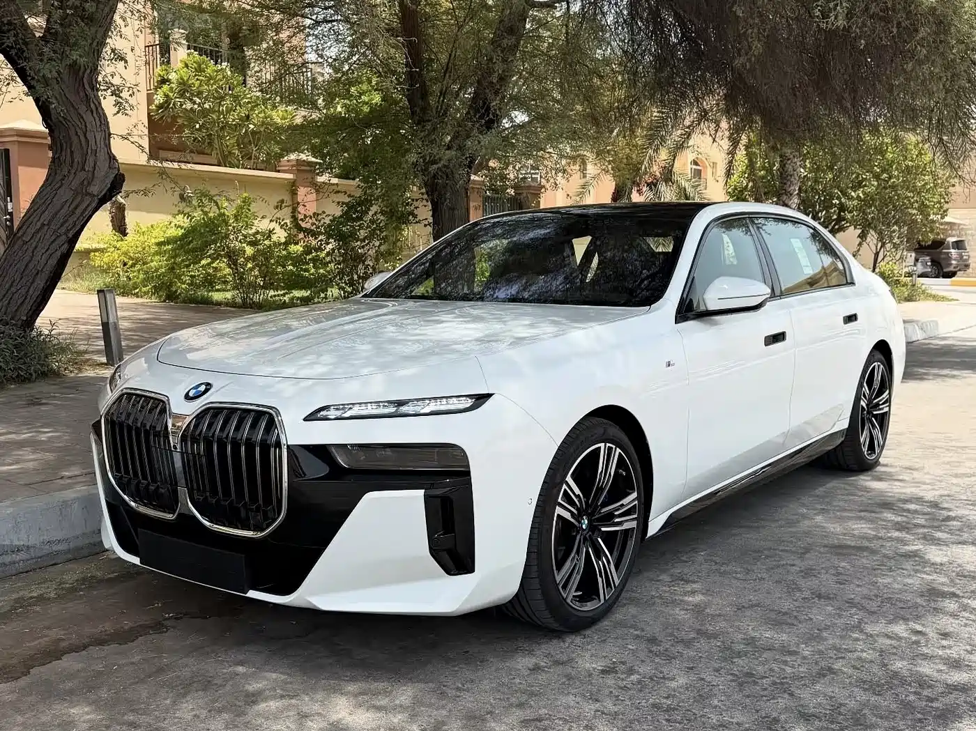 BMW 7 Series 2025 2023 Model 740Li Premium Luxury Package