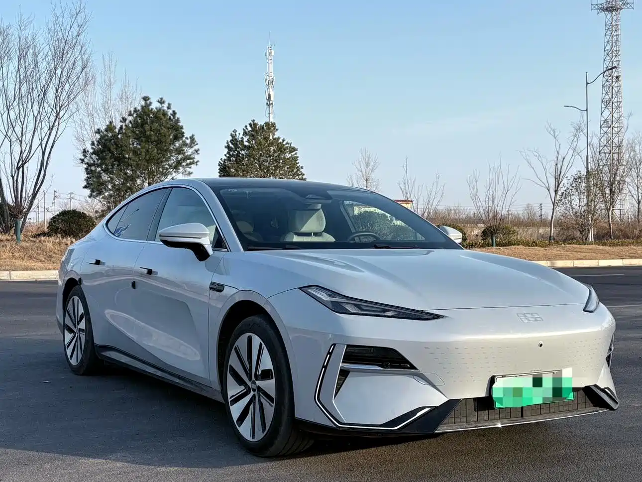 GEELY GALAXY GALAXY E8