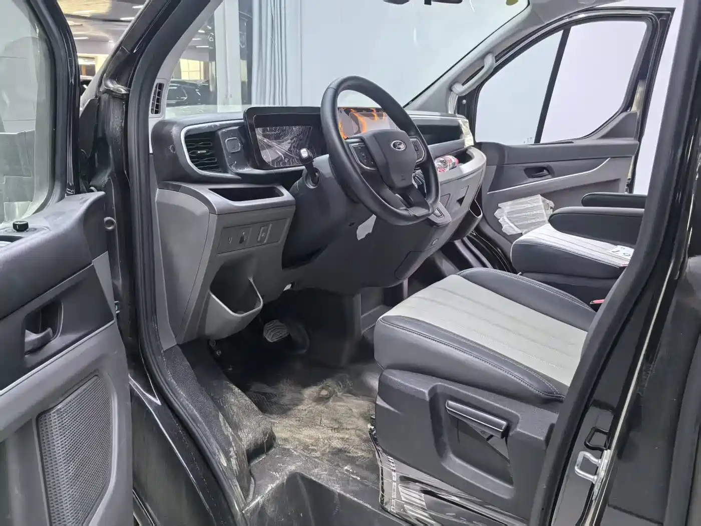 Ford Transit 2024
