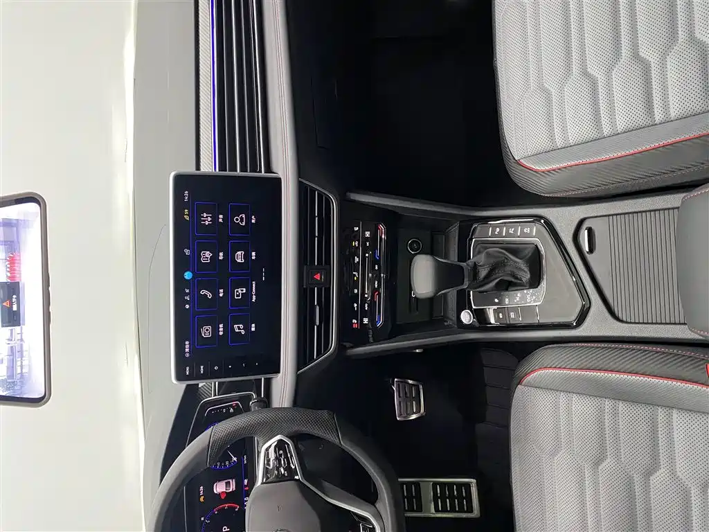 Volkswagen Tiguan X 2023 Facelift 330TSI FWD Prestige Flagship фото 4