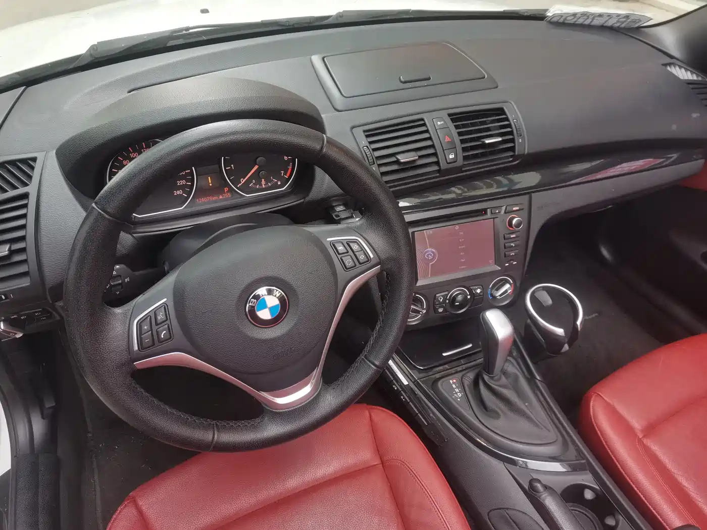 BMW 1 Series (Import) 2011 120i Convertible фото 13