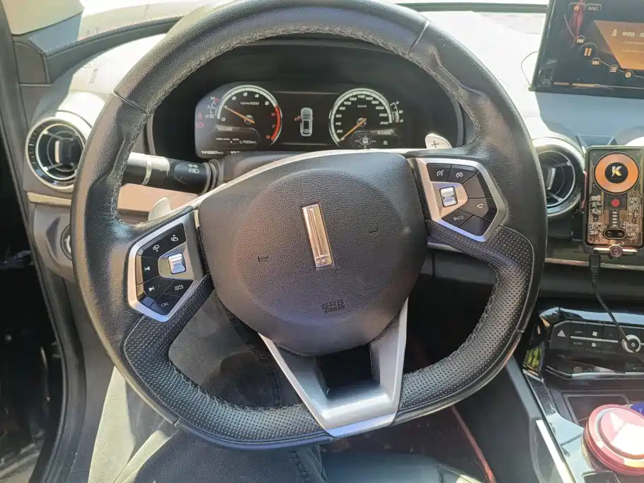 WEY VV7 2017 2017 2.0T Luxury