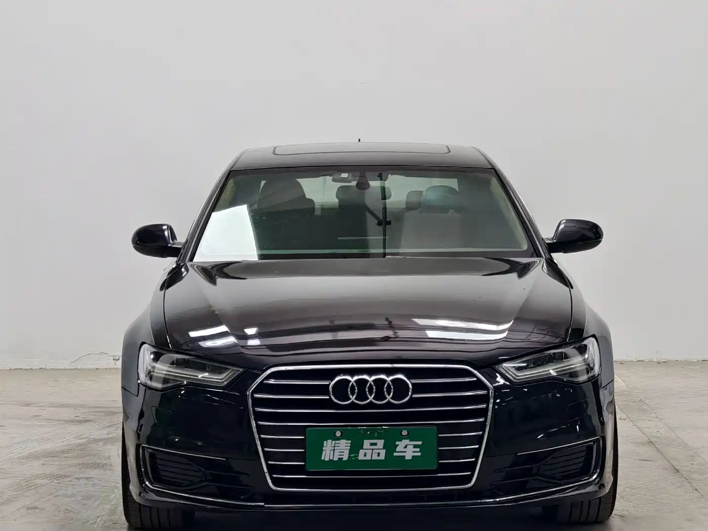 Фото 2 - Audi A6L
